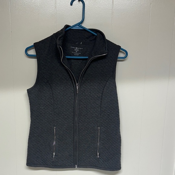 Karen Scott Sport Grey Zip Up  size small  business activewear Vest - Picture 1 of 9
